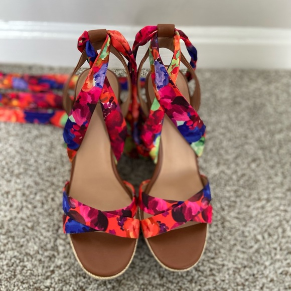 I.N.C. Floral Lace up Wedges - Picture 7 of 7